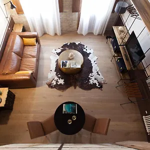  Apartment Q Flats