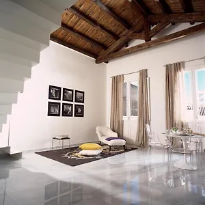 Apartamento Right House - Characteristic Marina District, Cagliari